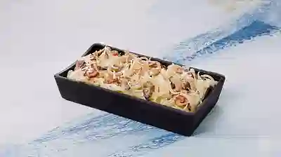 Удон с беконом, сыром и грибами Шиитаки меню Галерея Суши